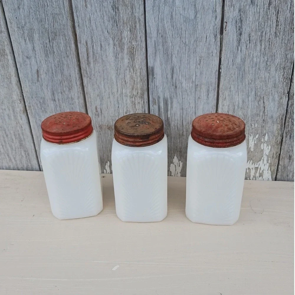 Vintage Milk‎ Glass Spice Shakers Set of 3 White Red Lids Farmhouse